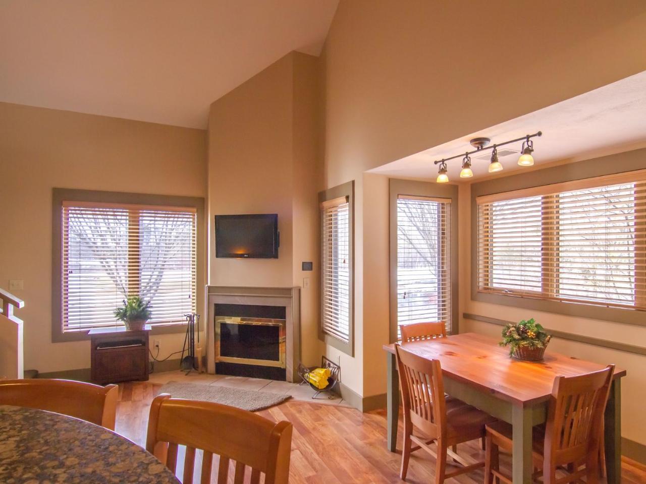 Spacious 2 Bed Condo At Crystal Mountain Resort Thompsonville Екстериор снимка